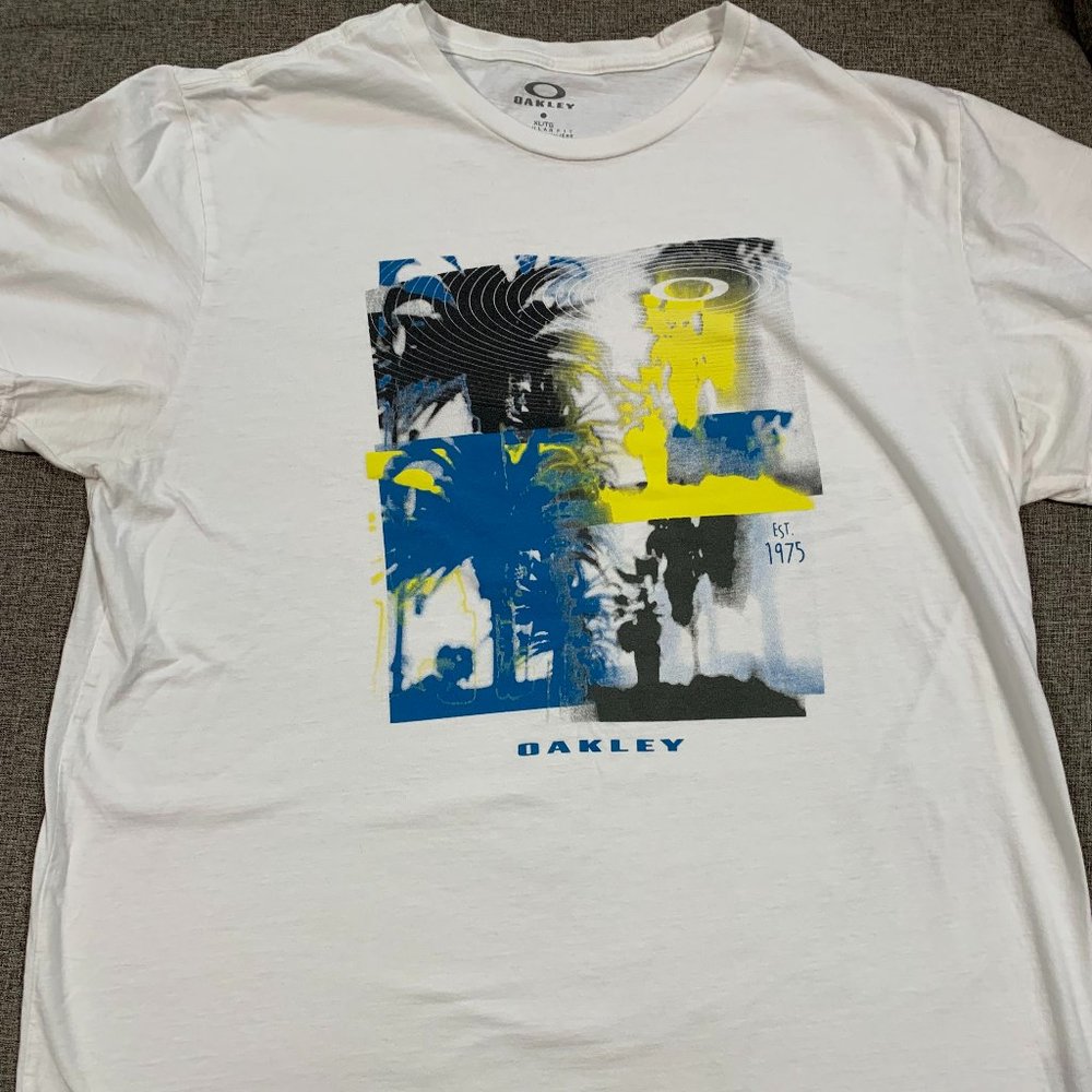 Oakley Tee Shirt